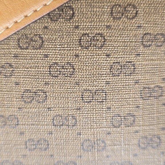 Gucci Gold and Tan Leather Vintage Bundle With Matching Eyeglass Case - Picture 15 of 17